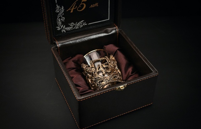 Стакан для виски   Юбилейный 45  лет  1 шт. 310 мл в подарочном кейсе  с художественным оформлением - фото №1