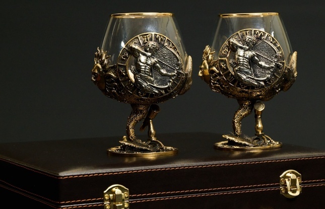 Бокал для коньяка Зодиак "Стрелец"  2 шт.  в подарочном футляре с художественным оформлением  430 мл