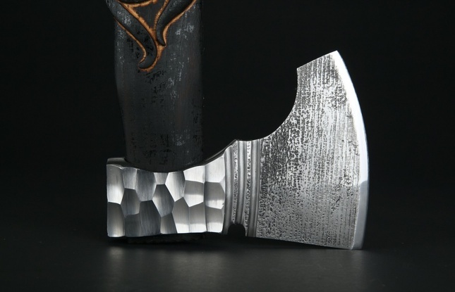 Топор Русич, камень, резная рука - фото №3