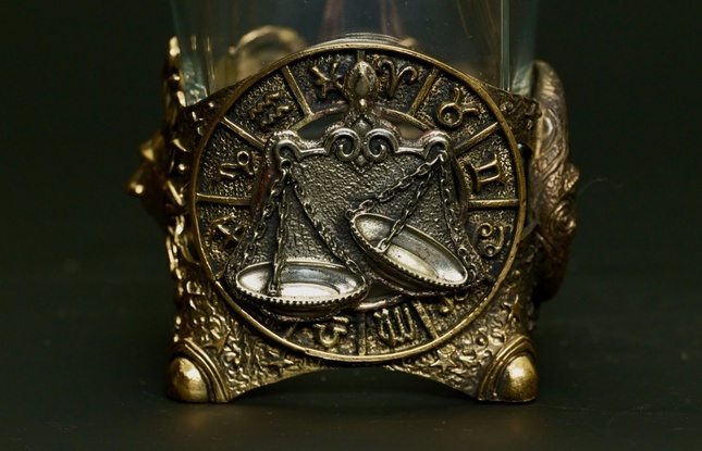 Стакан для виски Зодиак "Весы"  2 шт.  в подарочном кейсе с художественным оформлением 310 мл - фото №5