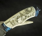 Авторский нож «Медвежья тропа» (мозаичный дамаск с никелем, клык моржа, больстры мозайка) скримшоу - фото №2