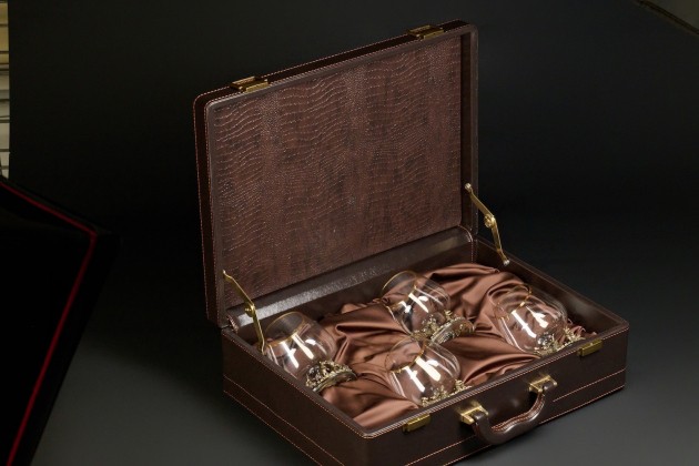 Бокал для коньяка "Утро в сосновом бору" эконом 430 мл 4шт в подарочном футляре