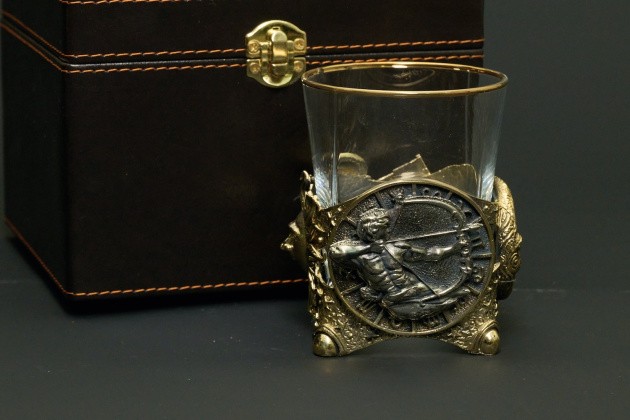 Стакан для виски Зодиак "Стрелец"  1 шт.  в подарочном кейсе с художественным оформлением 310 мл