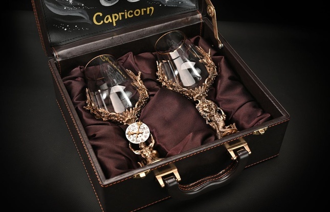 Бокал для вина "Гороскоп Козерог"  2 шт.  в подарочном футляре с художественным оформлением  430 мл - фото №1