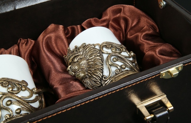 Чашка для кофе "Лев Vip" 2шт. в подарочном футляре с художественным оформлением беж.  200 мл - фото №8