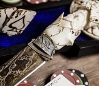 Нож «Джокер Эксклюзив» (мозаичный дамаск никелированный, ручная резьба рог лося, литье мельхиор) - фото №5