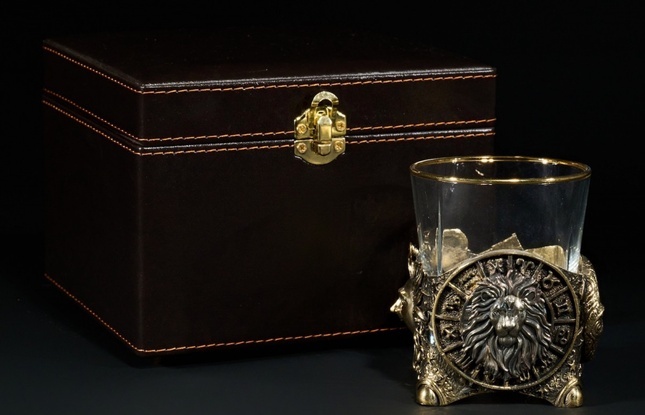 Стакан для виски Зодиак  "Лев"  1 шт.  в подарочном кейсе с художественным оформлением 310 мл