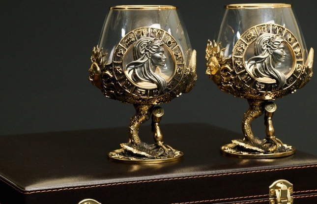 Бокал для коньяка Зодиак "Дева"  2 шт.  в подарочном футляре с художественным оформлением  430 мл