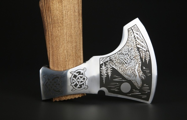 Топор Русич, рисунок Волк - фото №3