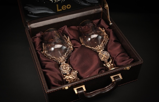 Бокал для вина "Гороскоп Лев"  2 шт.  в подарочном футляре с художественным оформлением  430 мл - фото №1