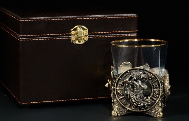 Стакан для виски Зодиак  "Водолей"  1 шт.  в подарочном кейсе с художественным оформлением 310 мл