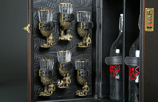 Кейс для алкоголя Арт-Мастер 6 "Охота" - фото №1