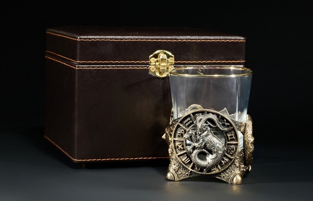 Стакан для виски Зодиак  "Козерог"  1 шт.  в подарочном кейсе с художественным оформлением 310 мл