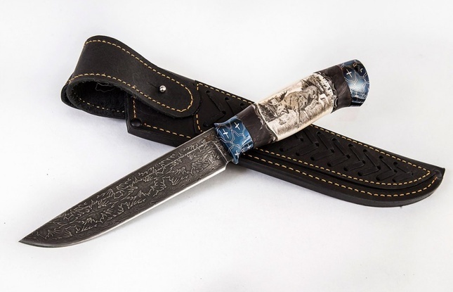 Авторский Нож «Охотник» (мозаичный дамаск с никелем, кость моржа, больстер мозайка) скримшоу - фото №1