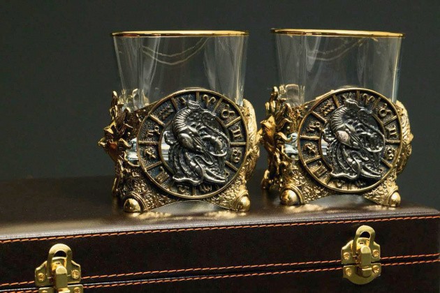 Стакан для виски Зодиак "Рак"  2 шт.  в подарочном кейсе с художественным оформлением 310 мл