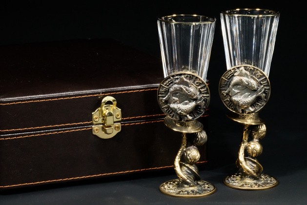 Набор лафитников для водки «Знаки Зодиака Рыбы» (2 шт.) в подарочном футляре c художественным оформлением 50 мл