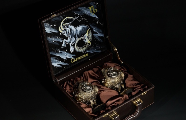 Бокал для коньяка Зодиак "Козерог"  2 шт.  в подарочном футляре с художественным оформлением  430 мл - фото №1