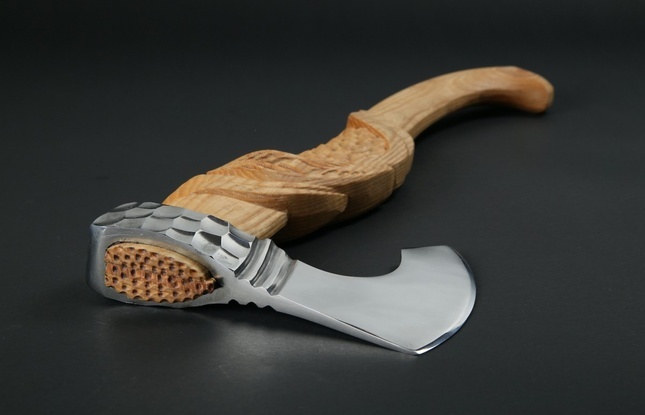 Топор Викинг, камень, резная ручка - фото №1