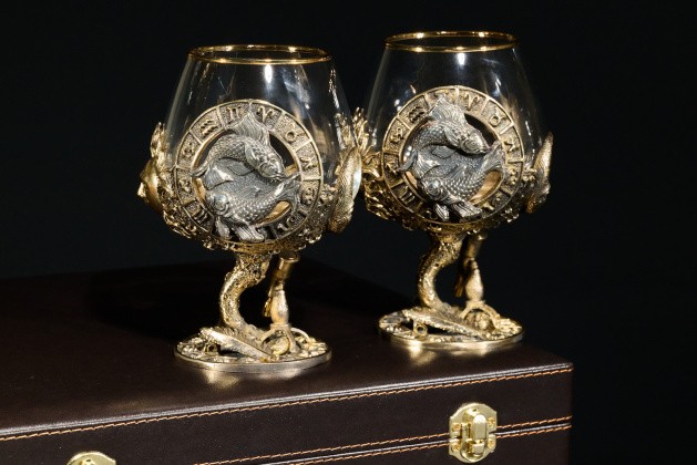 Бокал для коньяка Зодиак "Рыбы"  2 шт.  в подарочном футляре с художественным оформлением  430 мл