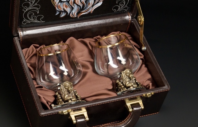 Бокал для коньяка "Лев VIP"эконом   2 шт. в подарочном футляре с художественным оформлением  430 мл - фото №1