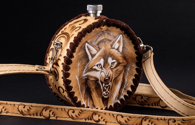 Фляжка 500 мл. круглая с ремнем - фото №3