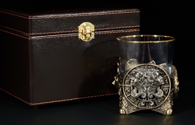 Стакан для виски Зодиак  "Близнецы"  1 шт.  в подарочном кейсе с художественным оформлением 310 мл