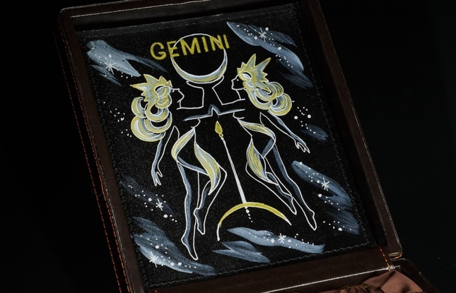 Набор лафитников  для водки «Знаки Зодиака Близнецы» (2 шт.) в подарочном футляре c художественным оформлением 50 мл - фото №3