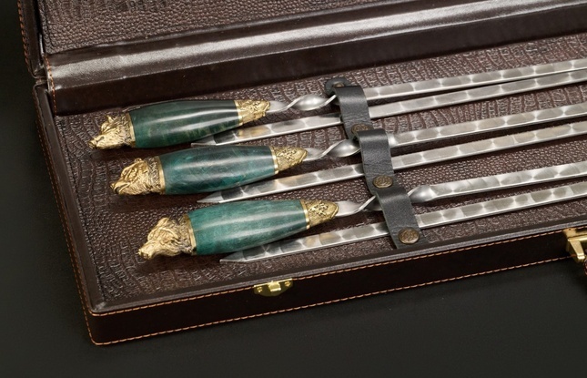 Набор шампуров в футляре «Презент 4» Зеленая карельская береза  - фото №1