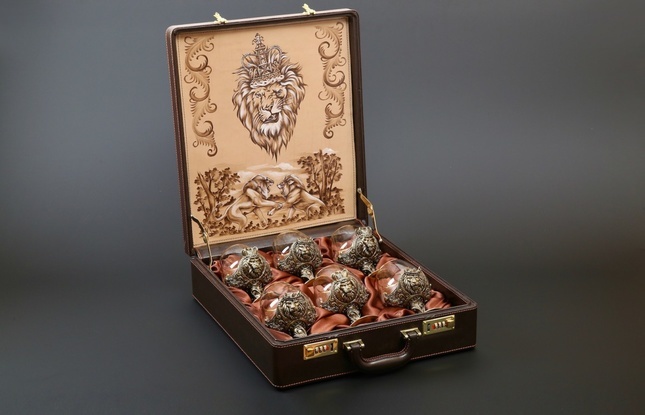 Бокал для коньяка "Царский" 6 шт . в подарочном футляре с художественным оформлением  430 мл - фото №2