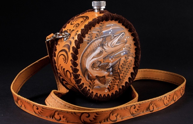 Фляжка 500 мл. круглая с ремнем - фото №2