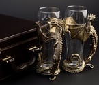 Набор пивных бокалов (2 шт.) «Драконы» в подарочном футляре - фото №2