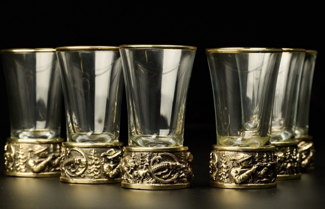 Набор стопок для  текилы "Охота на медведя"  50 мл 3 шт  в подарочном футляре с художественным оформлением - фото №11