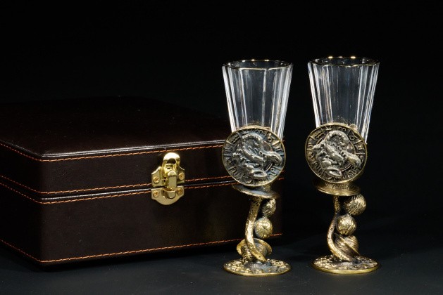 Набор лафитников для водки «Знаки Зодиака Скорпион» (2 шт.) в подарочном футляре c художественным оформлением 50 мл