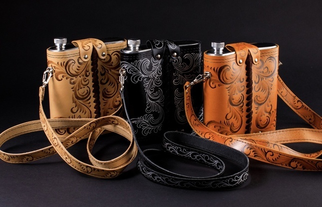 Фляжка 1000 мл. с ремнем - фото №1