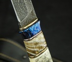 Авторский нож «Сафари» (мозаичный дамаск с никелем, кость моржа, стабилизированный бивень мамонта) скримшоу - фото №2
