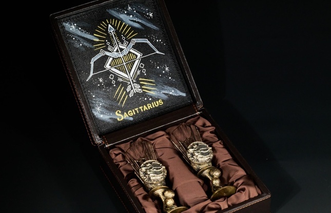 Набор лафитников для водки «Знаки Зодиака Стрелец» (2 шт.) в подарочном футляре c художественным оформлением 60 мл - фото №1