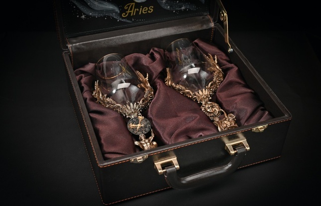 Бокал для вина "Гороскоп Овен"  2 шт.  в подарочном футляре с художественным оформлением  430 мл - фото №1