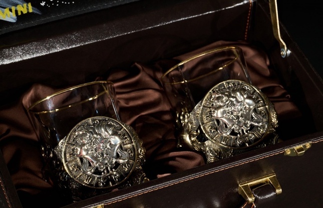 Стакан для виски Зодиак  "Близнецы" 2 шт.  в подарочном кейсе с художественным оформлением 310 мл - фото №4