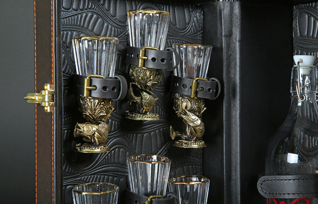 Кейс для алкоголя Арт-Мастер 10  "Рыбалка" - фото №2