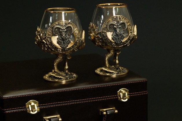 Бокал для коньяка Зодиак  "Овен"  2 шт.  в подарочном футляре с художественным оформлением  430 мл