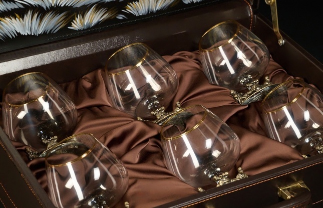 Бокал для коньяка "Охотники на привале"эконом   6 шт. в подарочном футляре с художественным оформлением  430 мл - фото №1