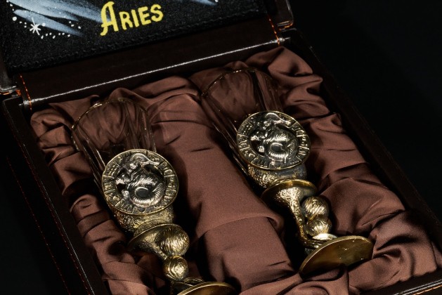 Набор лафитников для водки Знаки зодиака «Козерог» 2 шт в подарочном футляре