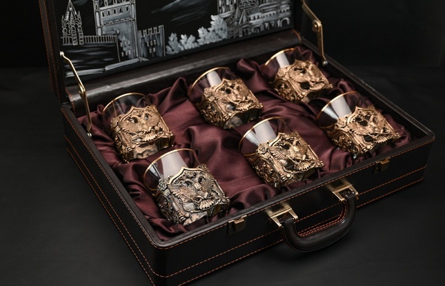 Подарочный набор стаканов для виски   Герб  6 шт. 310 мл в подарочном кейсе  с художественным оформлением - фото №1