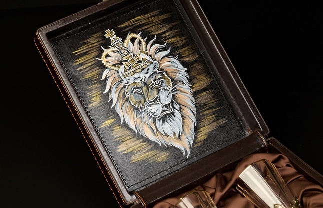 Набор рюмок-лафитников «Лев» 2 шт  в подарочном футляре с художественным оформлением  50 мл - фото №1