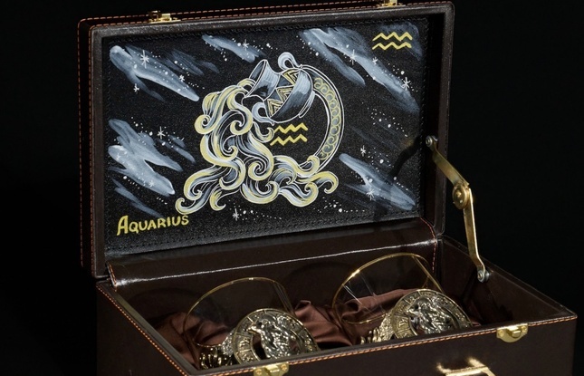 Стакан для виски Зодиак  "Водолей" 2 шт.  в подарочном кейсе с художественным оформлением 310 мл - фото №2