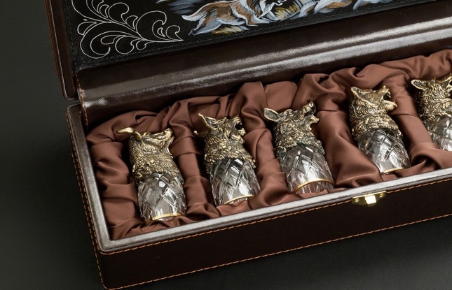 Набор стопок "Звери Могучие"  6 шт в подарочном футляре с художественным оформлением - фото №4