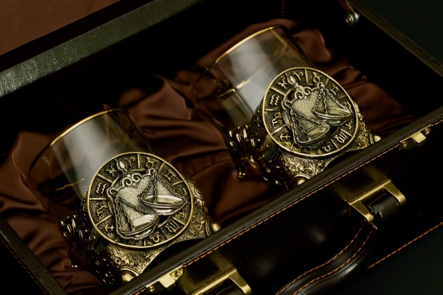 Стакан для виски Зодиак «Весы» 430 мл 2 шт в подарочном футляре