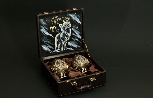 Бокал для коньяка Зодиак  "Овен"  2 шт.  в подарочном футляре с художественным оформлением  430 мл - фото №1