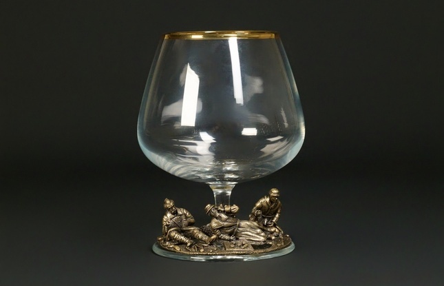 Бокал для коньяка "Охотники на привале"эконом   4 шт. в подарочном футляре с художественным оформлением  430 мл - фото №3