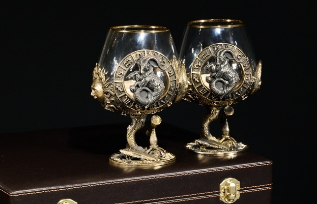 Бокал для коньяка Зодиак "Козерог"  2 шт.  в подарочном футляре с художественным оформлением  430 мл